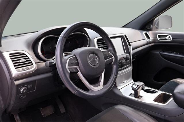 used 2015 Jeep Grand Cherokee car, priced at $17,658