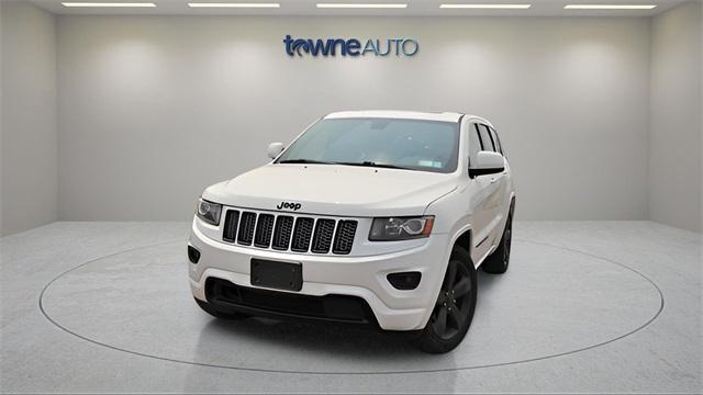 used 2015 Jeep Grand Cherokee car, priced at $17,658