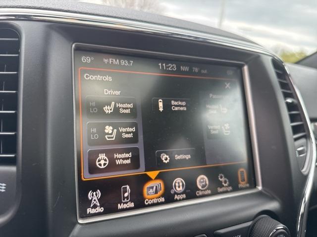 used 2017 Jeep Grand Cherokee car, priced at $18,444