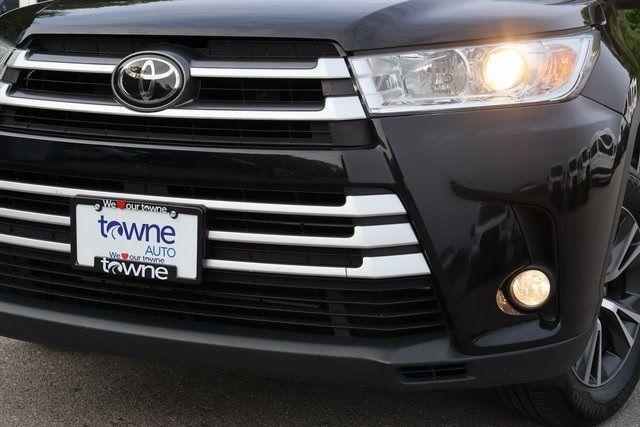 used 2017 Toyota Highlander car, priced at $18,999