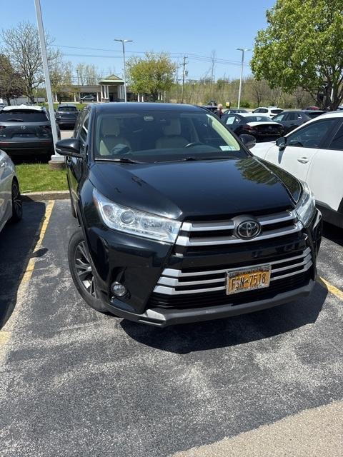 used 2017 Toyota Highlander car, priced at $19,799