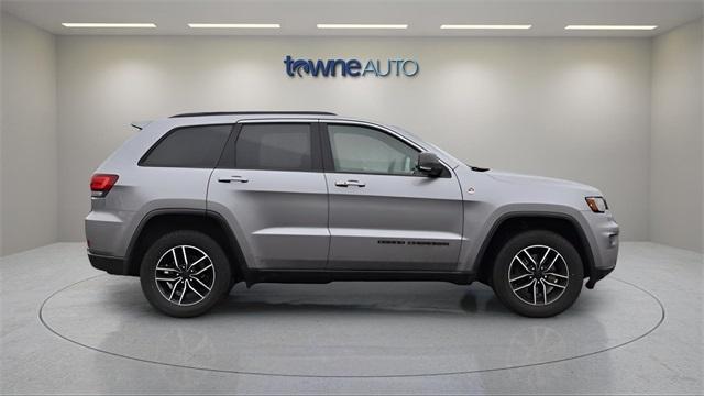 used 2020 Jeep Grand Cherokee car, priced at $26,557
