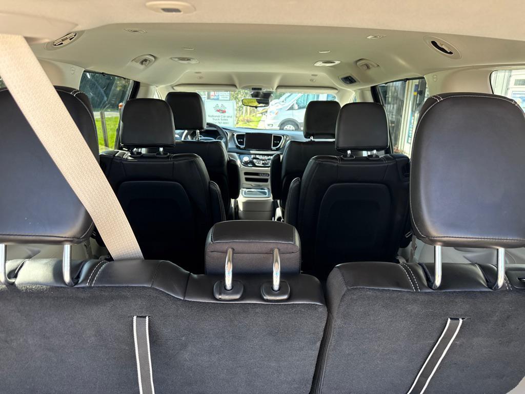 used 2023 Chrysler Pacifica car, priced at $23,164