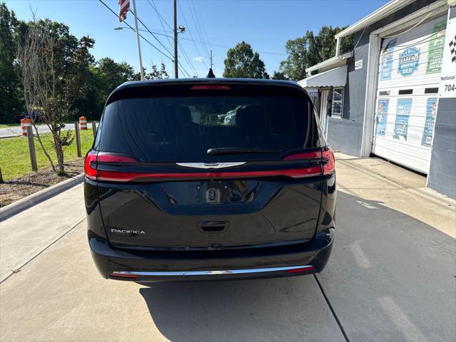used 2023 Chrysler Pacifica car, priced at $23,164