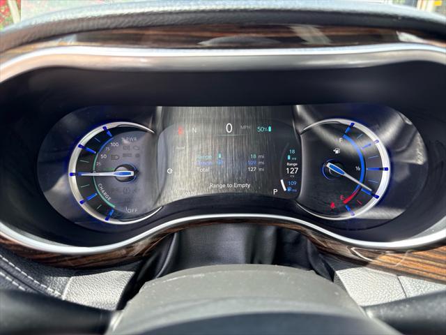 used 2023 Chrysler Pacifica Hybrid car, priced at $25,998
