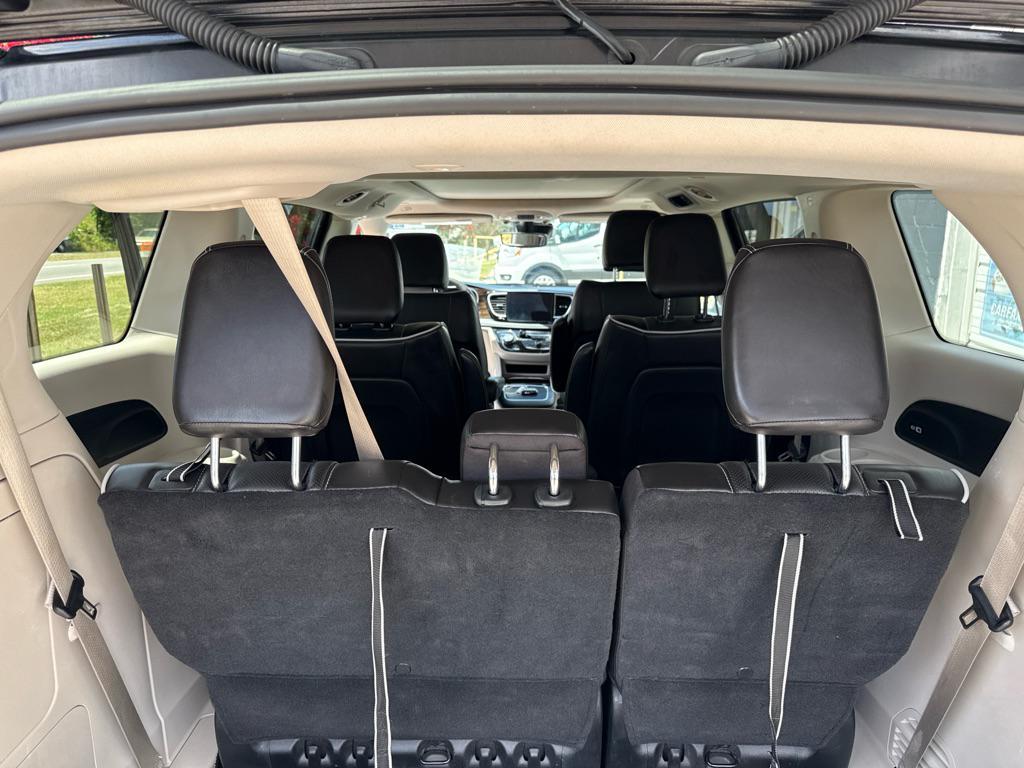 used 2023 Chrysler Pacifica Hybrid car, priced at $25,998
