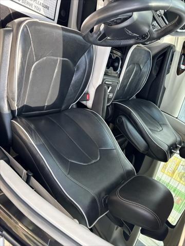 used 2023 Chrysler Pacifica Hybrid car, priced at $25,998