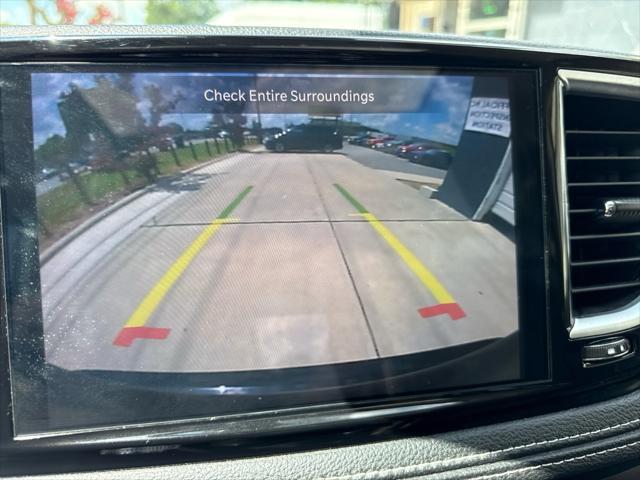 used 2023 Chrysler Pacifica Hybrid car, priced at $25,998