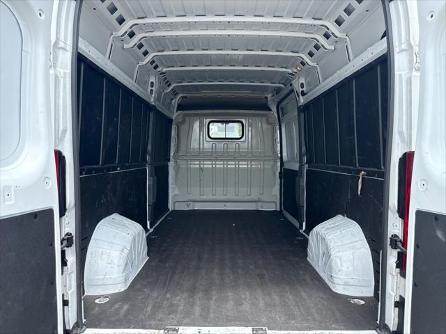 used 2023 Ram ProMaster 2500 car, priced at $30,998
