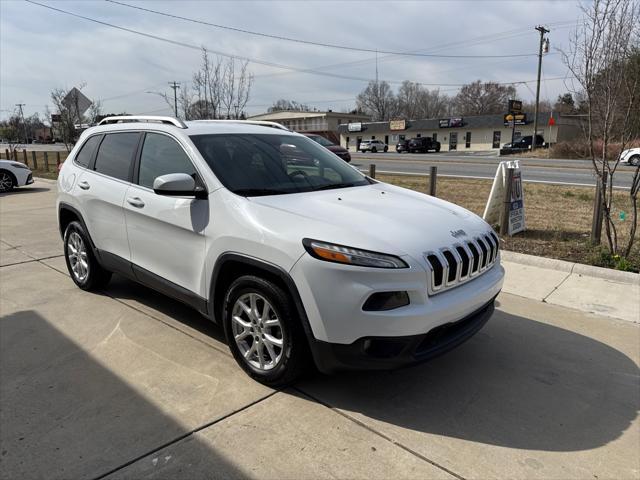 used 2015 Jeep Cherokee car, priced at $8,549