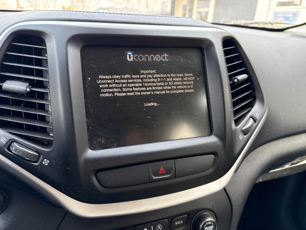 used 2015 Jeep Cherokee car, priced at $8,549