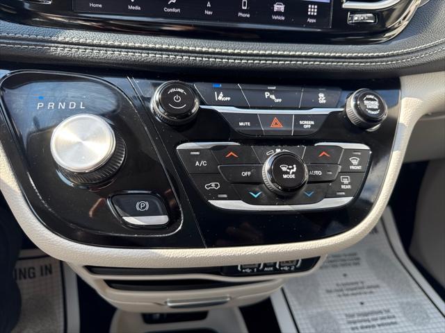 used 2024 Chrysler Pacifica Hybrid car, priced at $26,350
