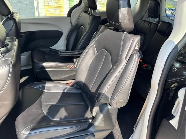 used 2024 Chrysler Pacifica Hybrid car, priced at $26,350