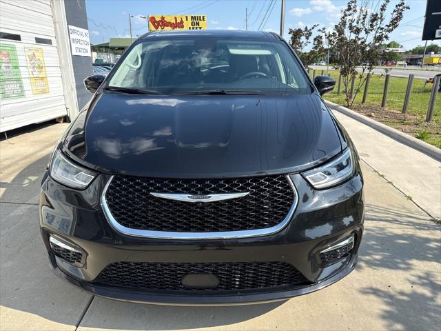 used 2024 Chrysler Pacifica Hybrid car, priced at $26,350