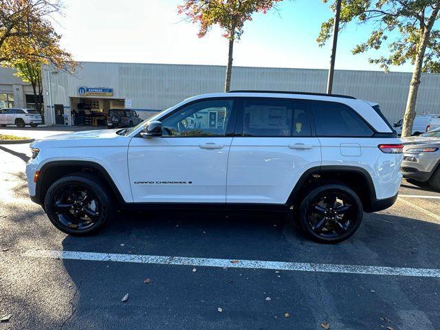 new 2025 Jeep Grand Cherokee car, priced at $45,433