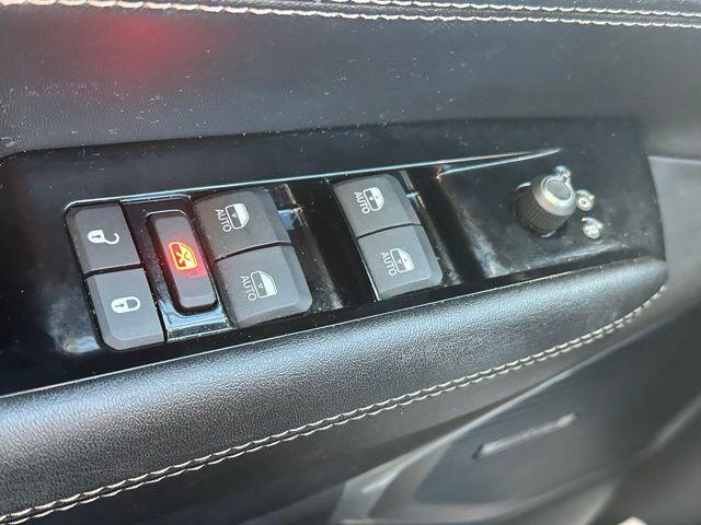 used 2024 Jeep Wagoneer L car, priced at $51,970