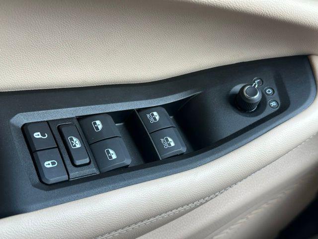 used 2024 Jeep Grand Cherokee L car, priced at $39,790