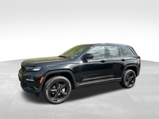 new 2025 Jeep Grand Cherokee car, priced at $47,104