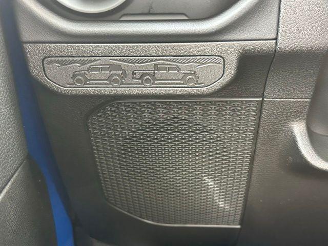 new 2025 Jeep Gladiator car, priced at $47,220