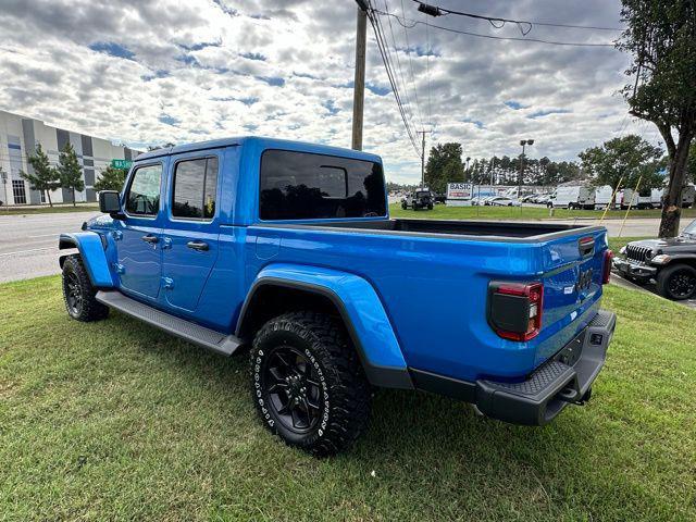 new 2025 Jeep Gladiator car, priced at $47,220