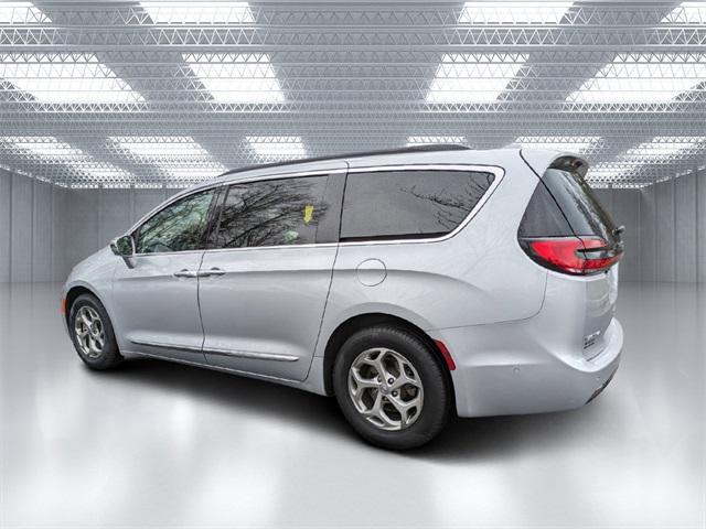 used 2022 Chrysler Pacifica car, priced at $33,590