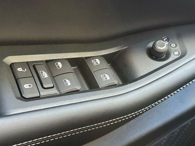 new 2025 Jeep Grand Cherokee car, priced at $44,466