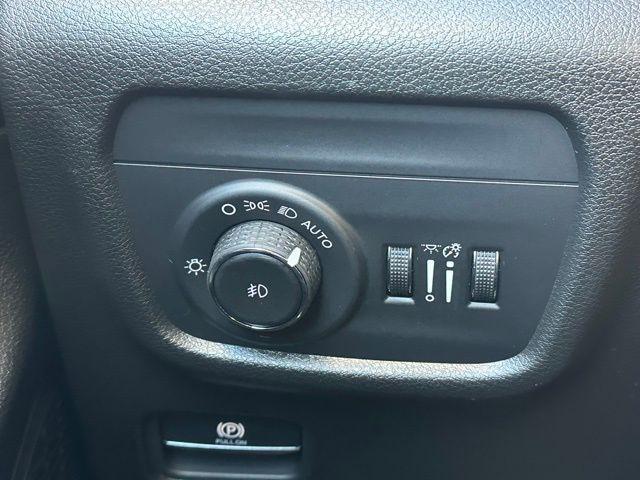 new 2025 Jeep Grand Cherokee car, priced at $44,466