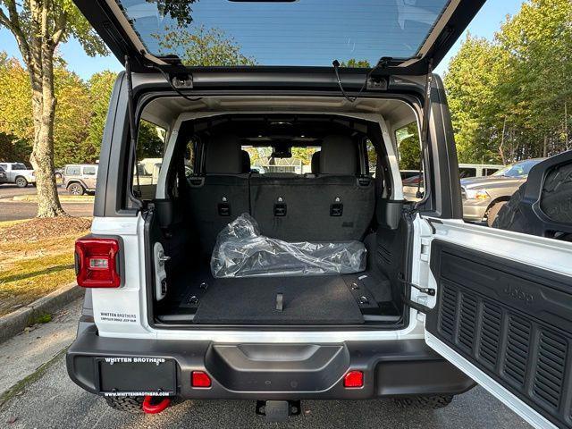 new 2025 Jeep Wrangler car, priced at $53,240