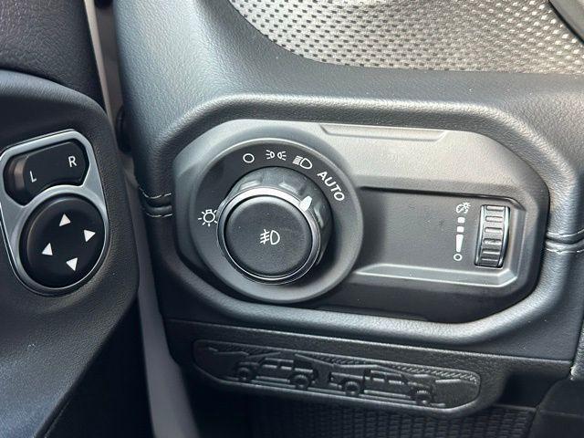 new 2025 Jeep Wrangler car, priced at $53,240