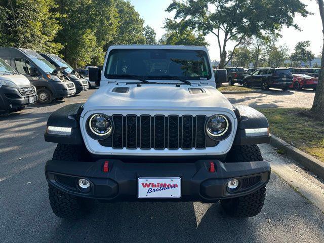 new 2025 Jeep Wrangler car, priced at $53,240