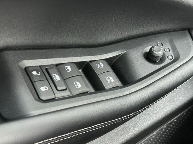 new 2025 Jeep Grand Cherokee car, priced at $43,029