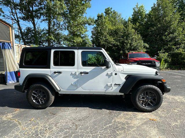 new 2025 Jeep Wrangler car, priced at $43,740