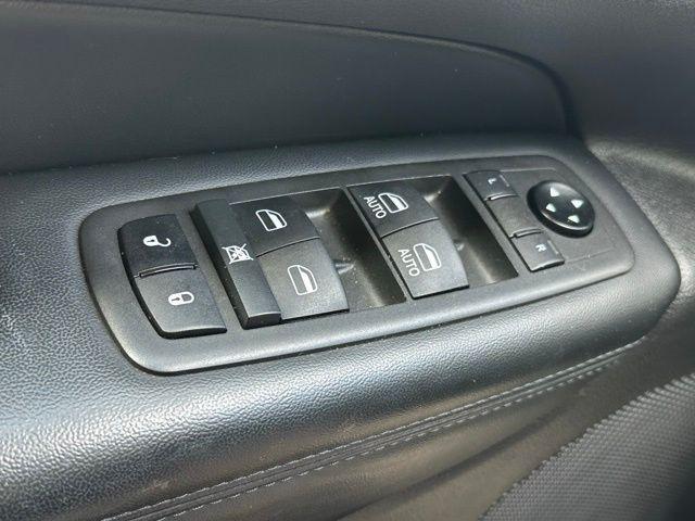used 2021 Jeep Grand Cherokee car, priced at $25,490