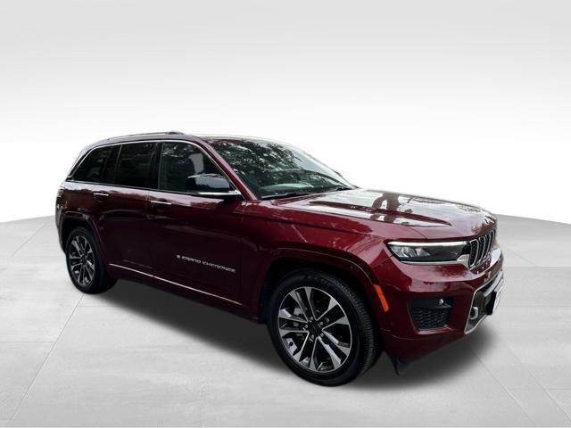 used 2023 Jeep Grand Cherokee car, priced at $40,490