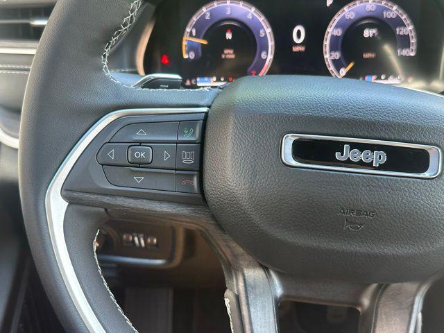 new 2025 Jeep Grand Cherokee car, priced at $41,906