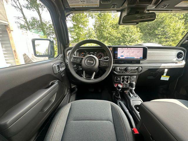 new 2025 Jeep Wrangler car, priced at $48,433