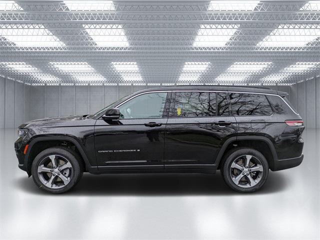 new 2024 Jeep Grand Cherokee L car, priced at $50,552