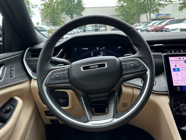 new 2025 Jeep Grand Cherokee car, priced at $42,540