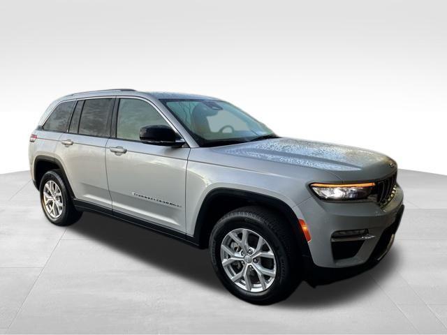 used 2023 Jeep Grand Cherokee car, priced at $33,290