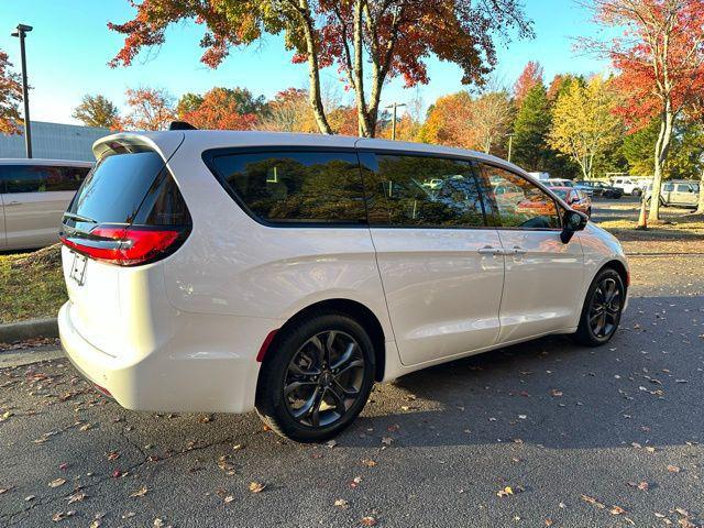 new 2026 Chrysler Pacifica car, priced at $47,790