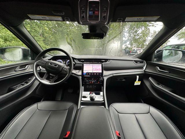 new 2025 Jeep Grand Cherokee L car, priced at $44,738