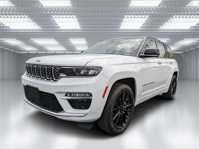 used 2022 Jeep Grand Cherokee car, priced at $50,490