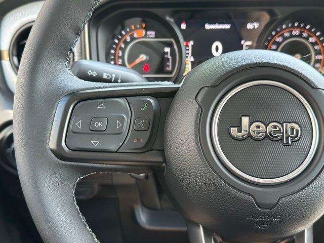 new 2025 Jeep Wrangler car, priced at $45,446