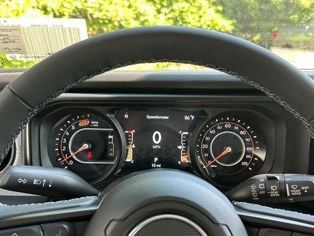 new 2025 Jeep Wrangler car, priced at $45,446