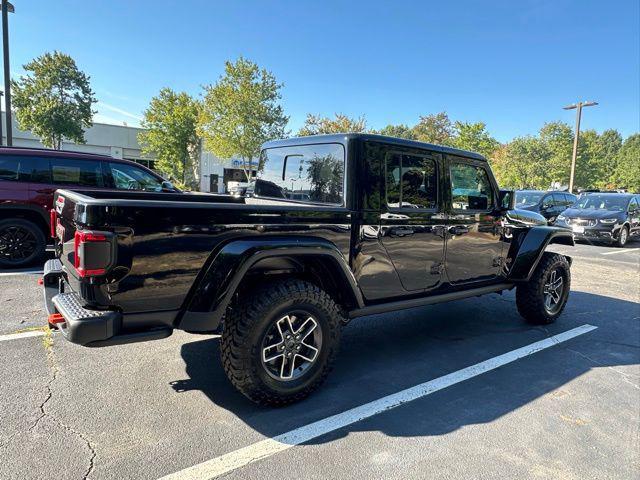 new 2025 Jeep Gladiator car, priced at $60,947