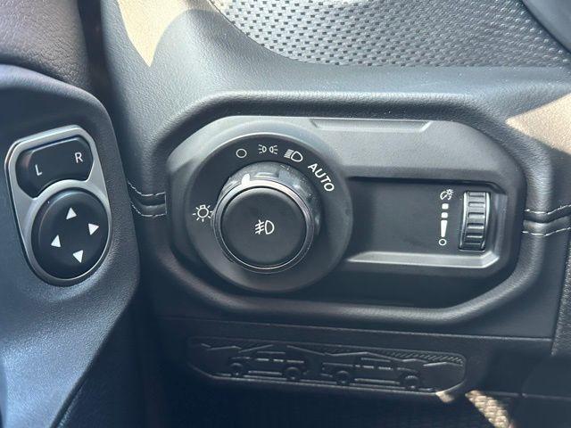 new 2025 Jeep Wrangler car, priced at $66,485