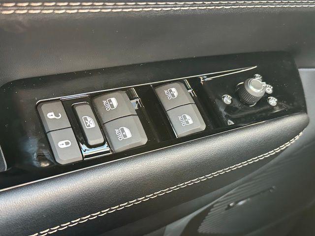 new 2025 Jeep Wagoneer car, priced at $71,075