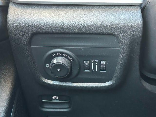 used 2021 Jeep Grand Cherokee L car, priced at $30,509