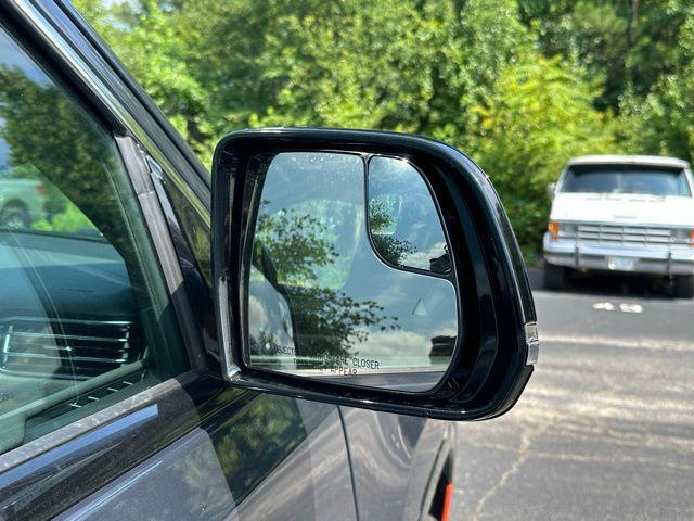 new 2025 Jeep Wagoneer L car, priced at $82,117
