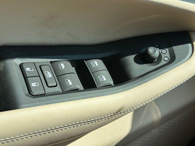 new 2025 Jeep Grand Cherokee car, priced at $42,045